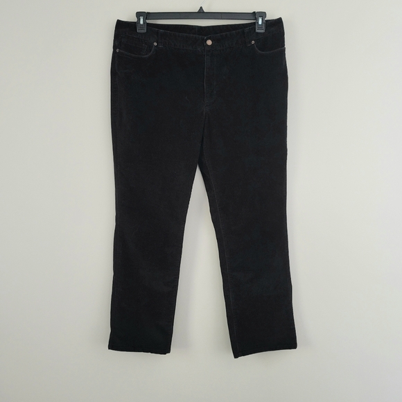 LL BEAN Size 18W Black High Rise Straight Leg 'Favorite Fit' Corduroy Pants - Picture 1 of 6